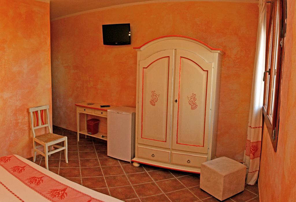 I Mari Di Gallura Suites And Rooms San Teodoro  Zimmer foto